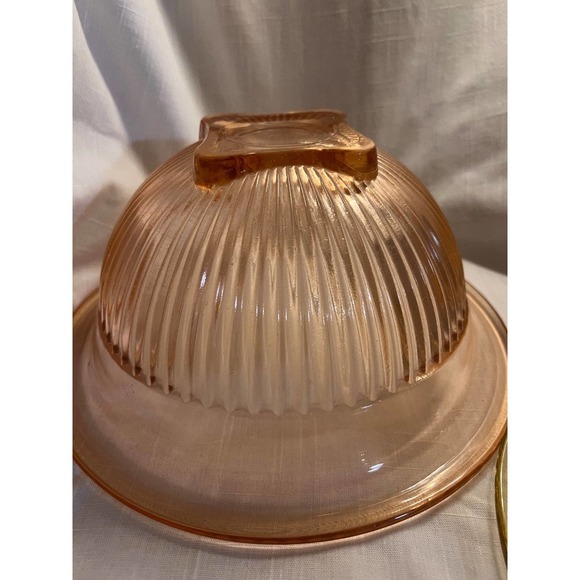 Vintage Glass Mixing Bowls 
Pink Large - Picture 6 of 8